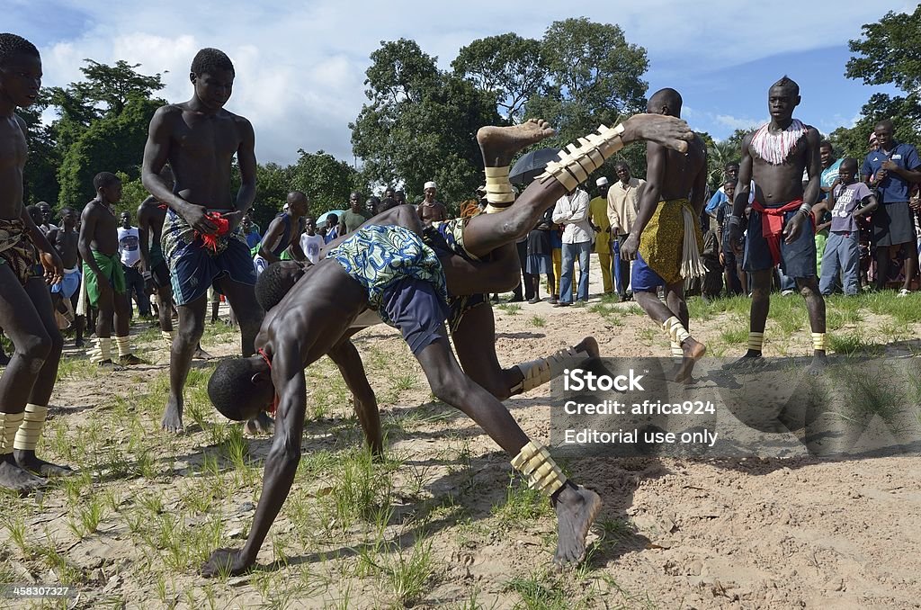 Uomini africano - Foto stock royalty-free di Adulto