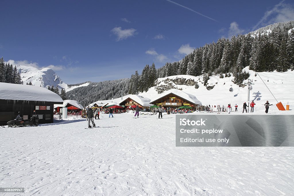 Céu azul dia na Linderets Bacia de esqui. - Royalty-free Alpes Europeus Foto de stock