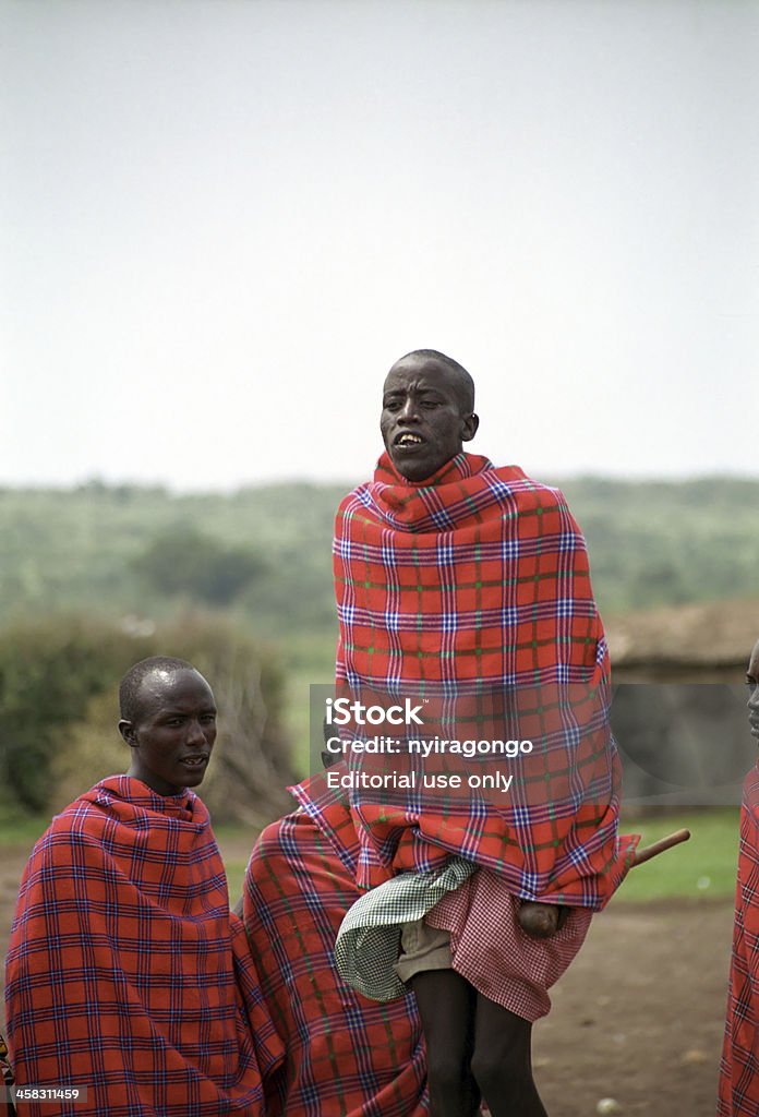 Masaai persone, Masai Mara, Kenya riserva di gioco - Foto stock royalty-free di Abbigliamento