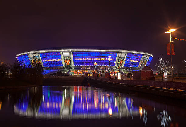 「donbass スタジアムアリーナ」の夜 - shakhtar ストックフォトと画像
