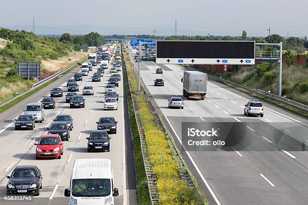 Stau Auf Deutsche Autobahn A3 Stockfoto und mehr Bilder von Ansicht aus erhöhter Perspektive - Ansicht aus erhöhter Perspektive, Asphalt, Auto