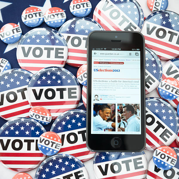 amerykańskich wyborach 2012 z iphone a 5" - barack obama zdjęcia i obrazy z banku zdjęć