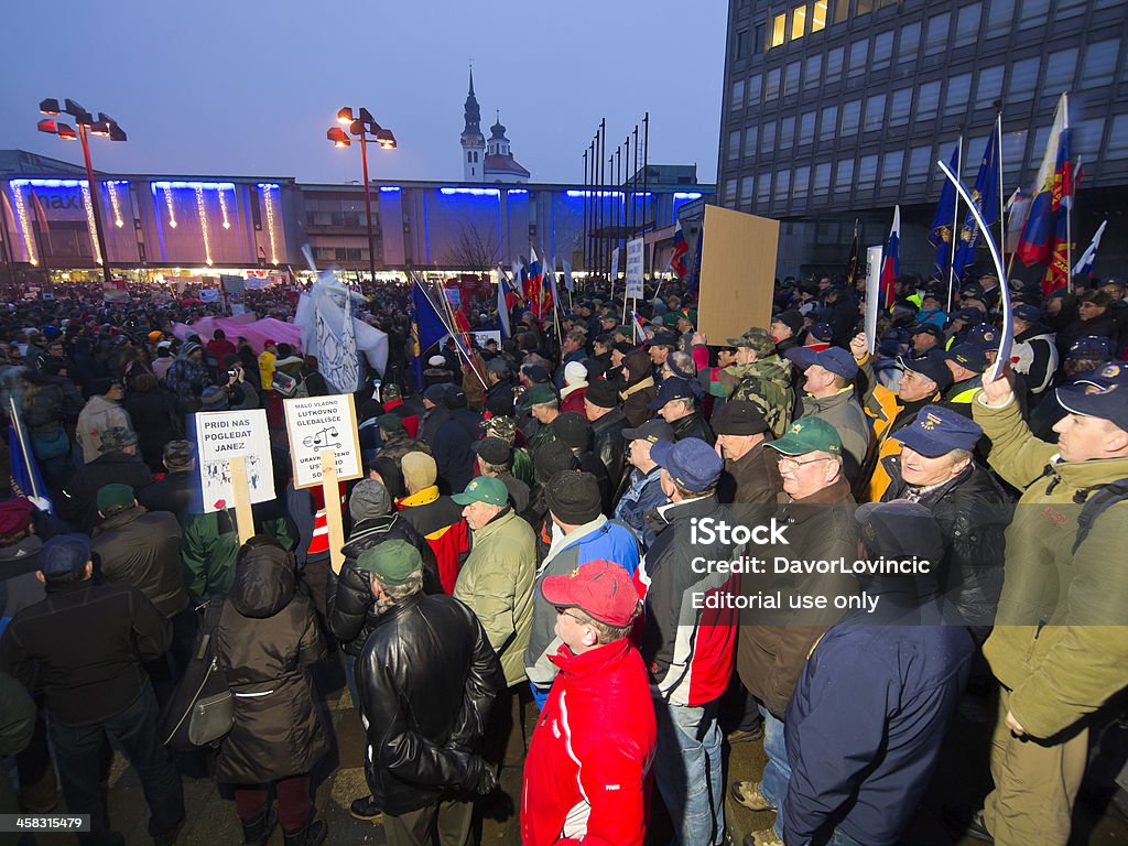 Демонстрация в Любляне - Стоковые фото Афиша роялти-фри