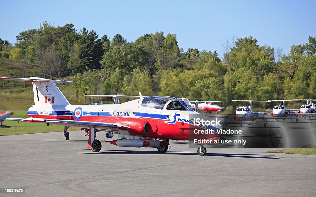 Snowbirds acrobático Aeronaves - Royalty-free Atuação Foto de stock