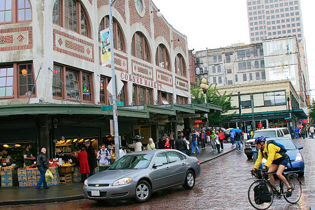 シアトル - pike place market market seattle tourist ストックフォトと画像