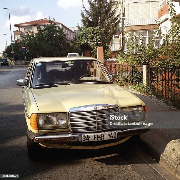 Старый Автомобиль Mercedesbenz — стоковые фотографии и другие картинки 1970-1979 - 1970-1979, 1980-1989, Daimler AG