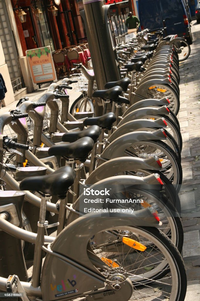 Vélib bicicletas - Foto de stock de Andar en bicicleta libre de derechos
