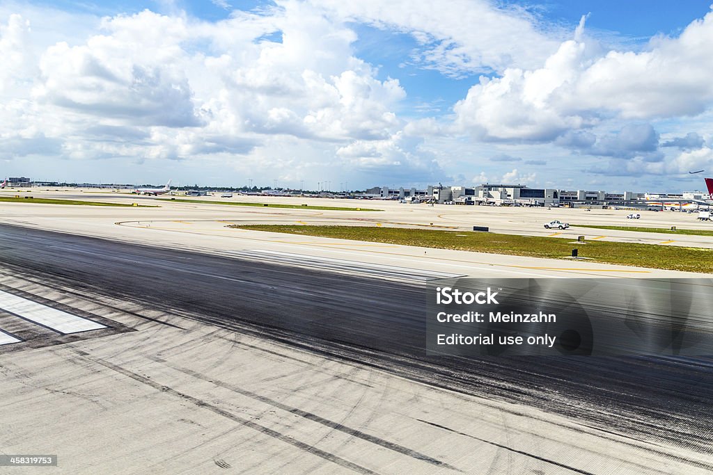 L'aéroport international de Miami - Photo de Arrivée libre de droits
