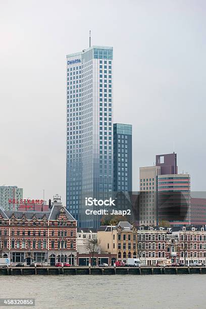 Foto de Roterdã Maastoren Tower O Edifício Mais Alto Em Holanda e mais fotos de stock de Deloitte