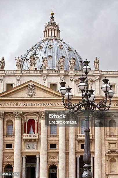 Basilica Di San Pietro - Fotografie stock e altre immagini di Ambientazione esterna - Ambientazione esterna, Antico - Condizione, Architettura