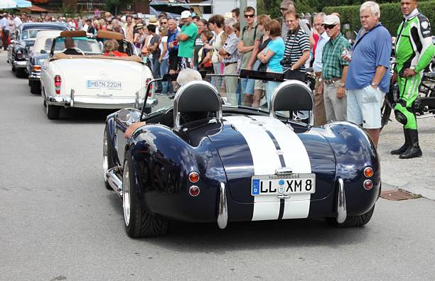 oldtimer shelby cobra - cobra car shelby close up - fotografias e filmes do acervo