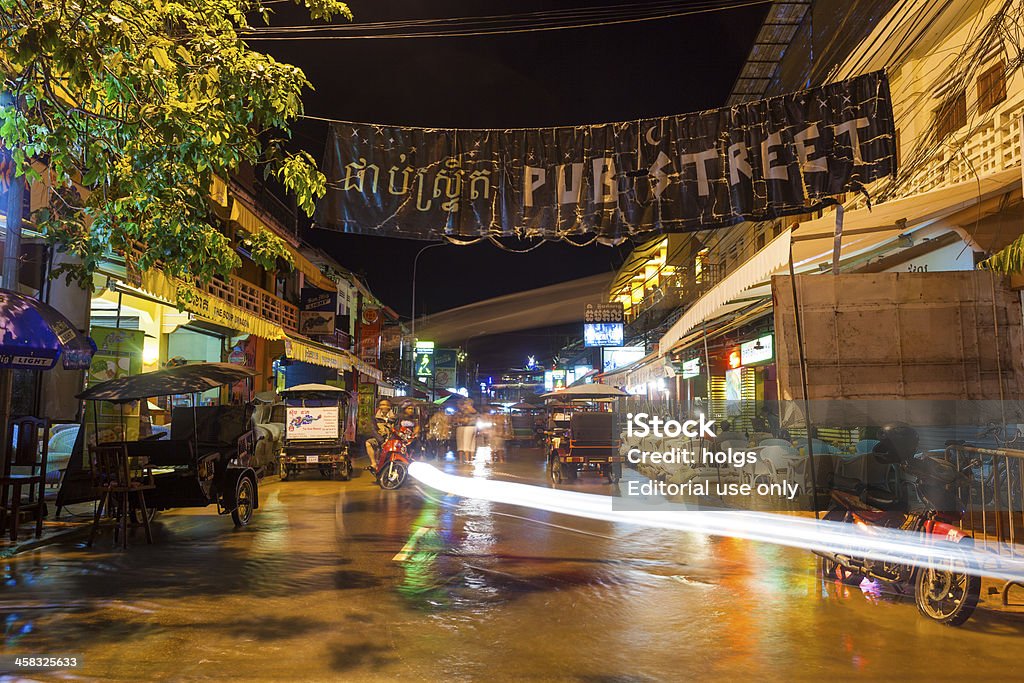 Наводнение в Pub Street, Сим Рип, Камбоджа - Стоковые фото Аварии и катастрофы роялти-фри