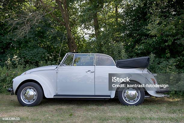 Vw Volkswagen Käfercabrio Kaefer Cabriolet Stockfoto und mehr Bilder von Auto - Auto, Baum, Cabrio