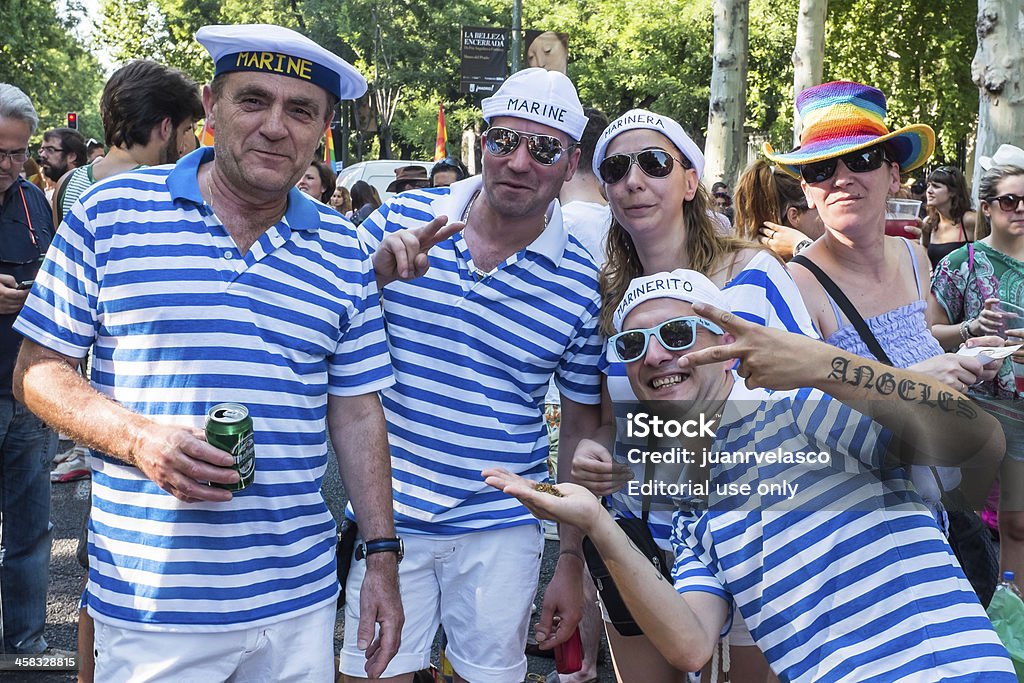 Les personnes participant à la Gay Pride de Madrid - Photo de Adulte libre de droits