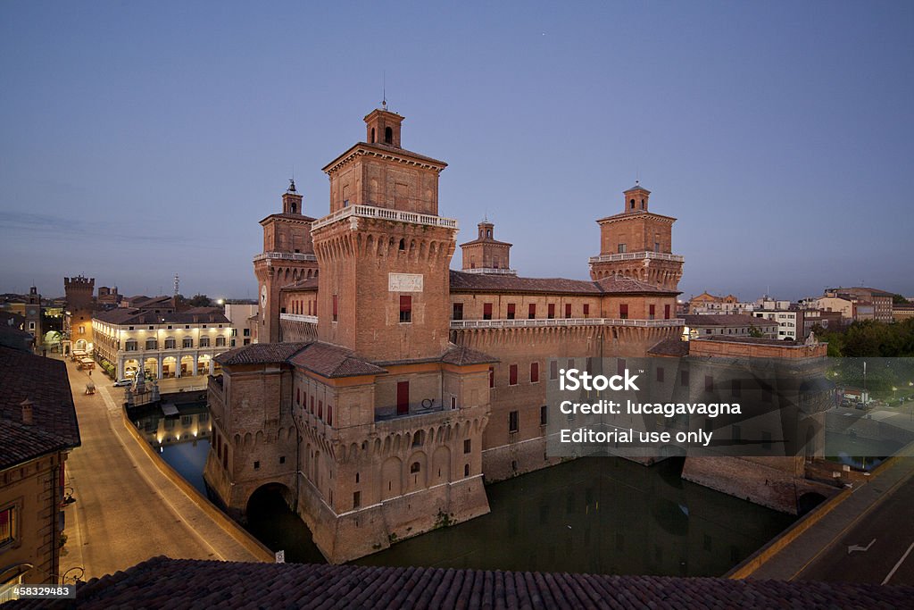 Castello Estense a Ferrara - Foto stock royalty-free di Ferrara