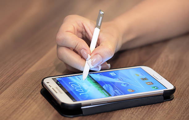 samsung galaxy siii - samsung galaxy note стоковые фото и изображения