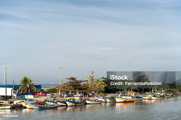 Peruibe Harbor - Fotografie stock e altre immagini di Acqua - Acqua, Ambientazione esterna, America Latina