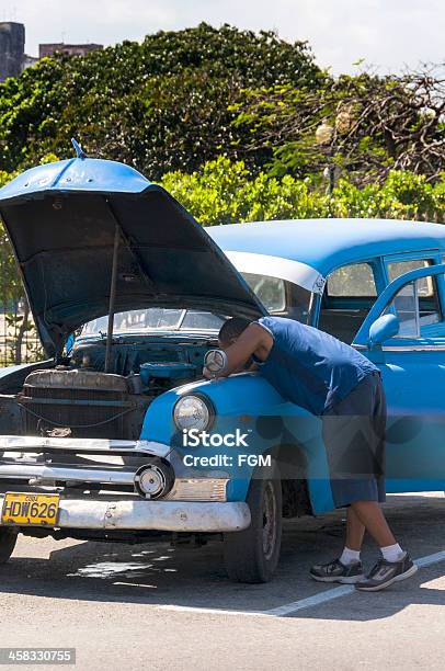 Foto de De Cubano Car e mais fotos de stock de América Latina - América Latina, Azul, Capitais internacionais