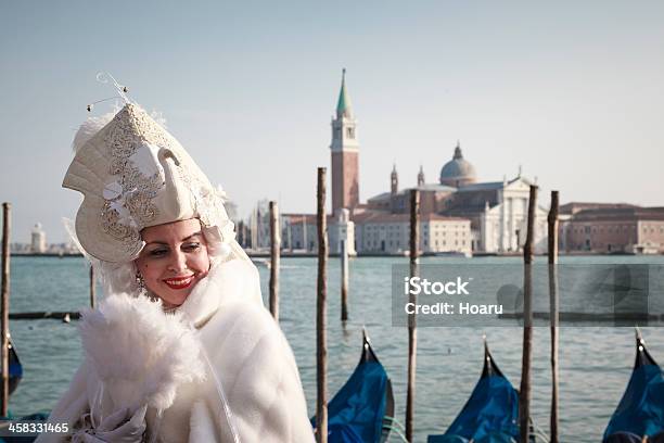 Maschera Di Carnevale Di Venezia - Fotografie stock e altre immagini di Adulto - Adulto, Allegro, Arte, Cultura e Spettacolo