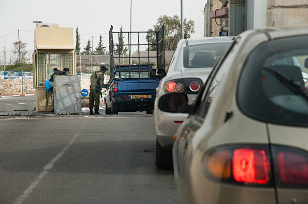 ejército israelí checkpoint - 300 fotografías e imágenes de stock