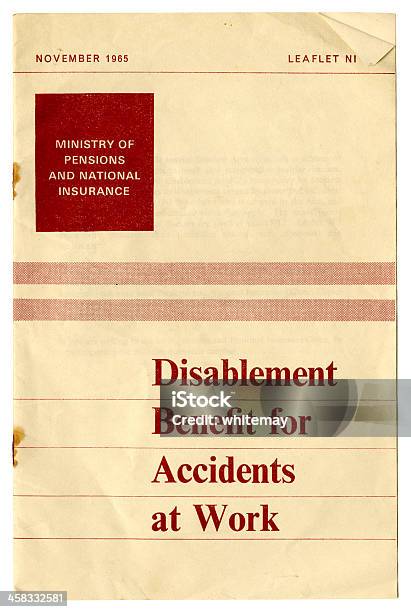 영국 정부 장애 혜택 정보 전단지 1965 건강관리와 의술에 대한 스톡 사진 및 기타 이미지 - 건강관리와 의술, 1960-1969 년, 1965년