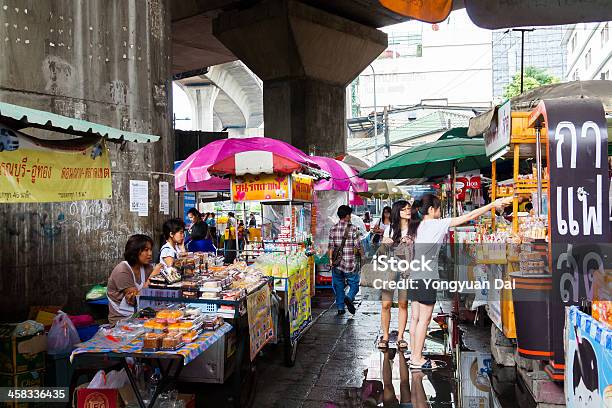 Street Mercado En Bangkok Foto de stock y más banco de imágenes de Asia - Asia, Bangkok, Ciudades capitales