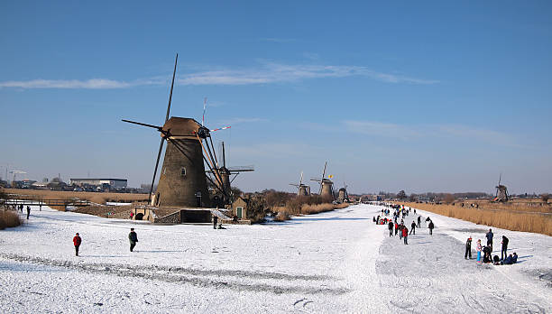 Pista de patinaje sobre hielo en Holanda - foto de stock