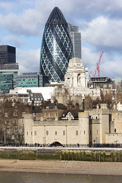 도시 잉글랜드 런던, 영국 - crane skyline uk tower of london 뉴스 사진 이미지