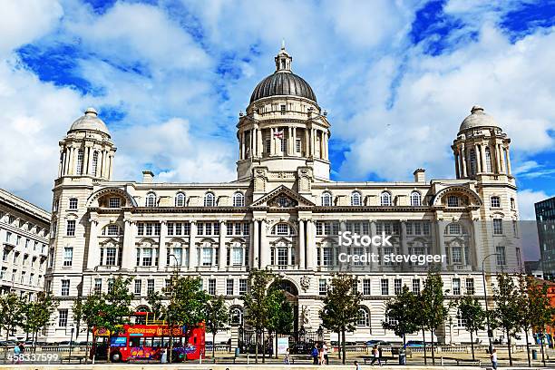 Foto de O Porto De Liverpool Building e mais fotos de stock de Arquitetura - Arquitetura, Característica arquitetônica, Cidade