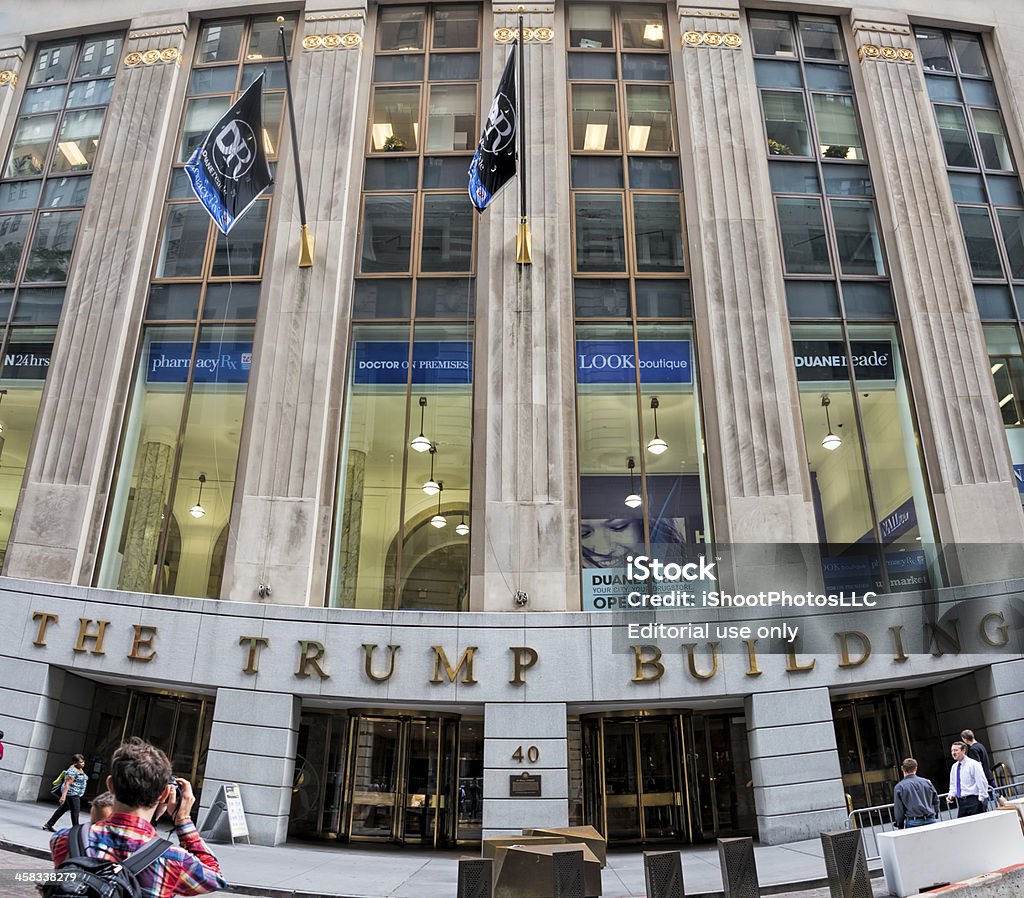 Edificio Trump por Wall Street - Foto de stock de Aire libre libre de derechos