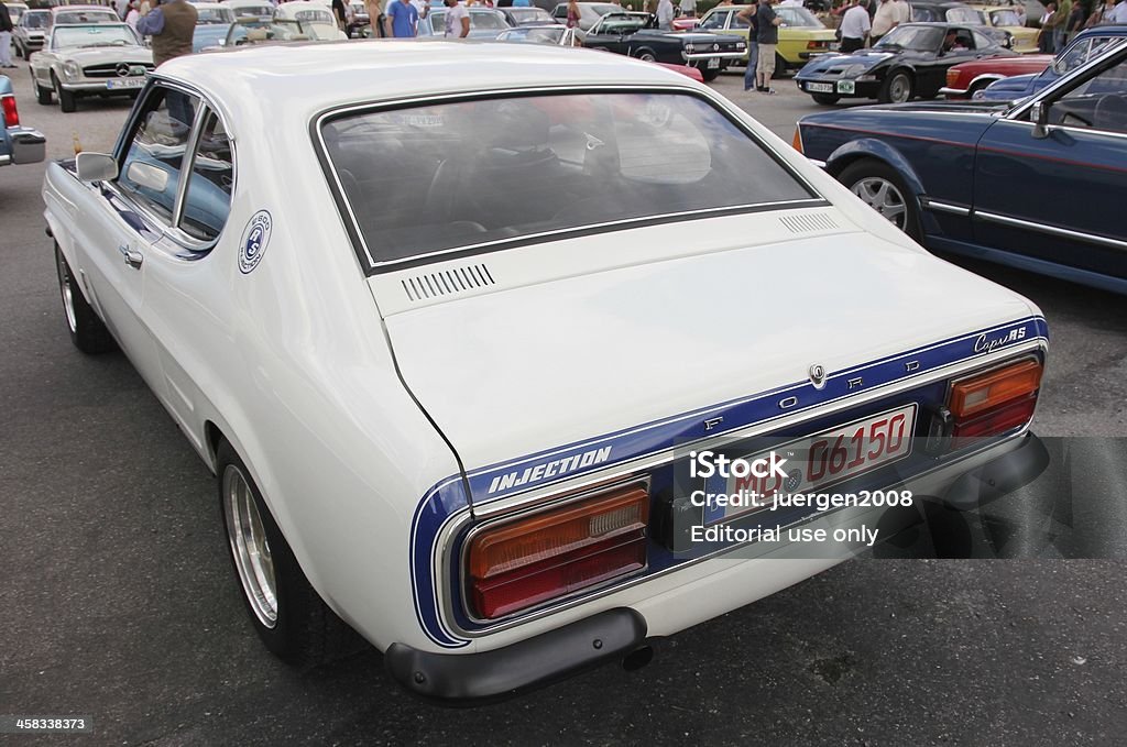 Oldtimer Ford Capri - Foto stock royalty-free di 1950-1959