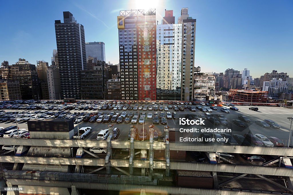 Port Authority auf dem Dach, Parken und Wolkenkratzer von Manhattan, New York - Lizenzfrei 42nd Street Stock-Foto