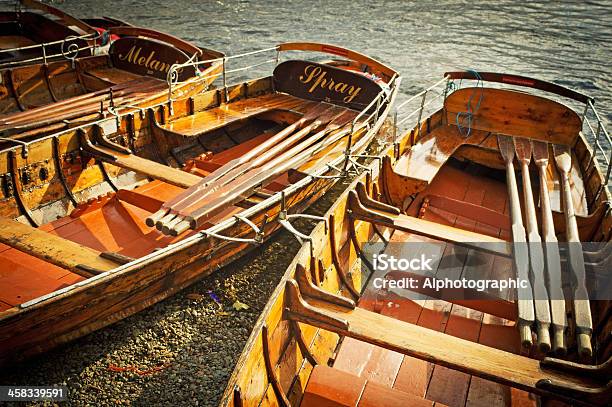 Łodzie Wioślarskie W Ambleside - zdjęcia stockowe i więcej obrazów Ambleside - Ambleside, Anglia, Bez ludzi