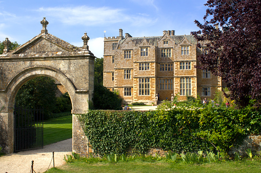 Chastleton, Oxforshire, UK - 15th September 2012: Visitors to famous Chastleton House, Oxfordshire, UK arrive in glorious early autumn sunshine. Chastleton House is a Jacobean country house situated at Chastleton near Moreton-in-Marsh and is owned by the National Trust.
