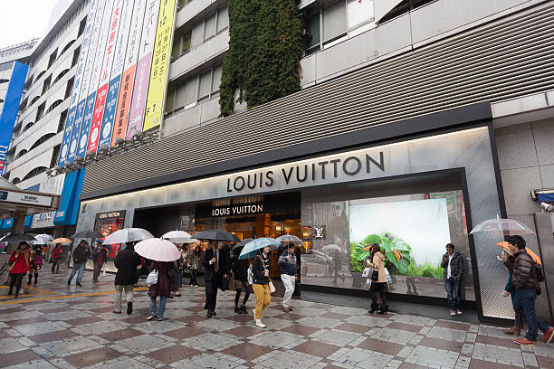 Louis Vuitton In Japan Stock Photo - Download Image Now - Bag, Louis Vuitton  - Designer Label, Aichi Prefecture - iStock