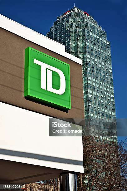 Td Bank Accedere A New York Cy - Fotografie stock e altre immagini di Ambientazione esterna - Ambientazione esterna, Attività bancaria, Banca