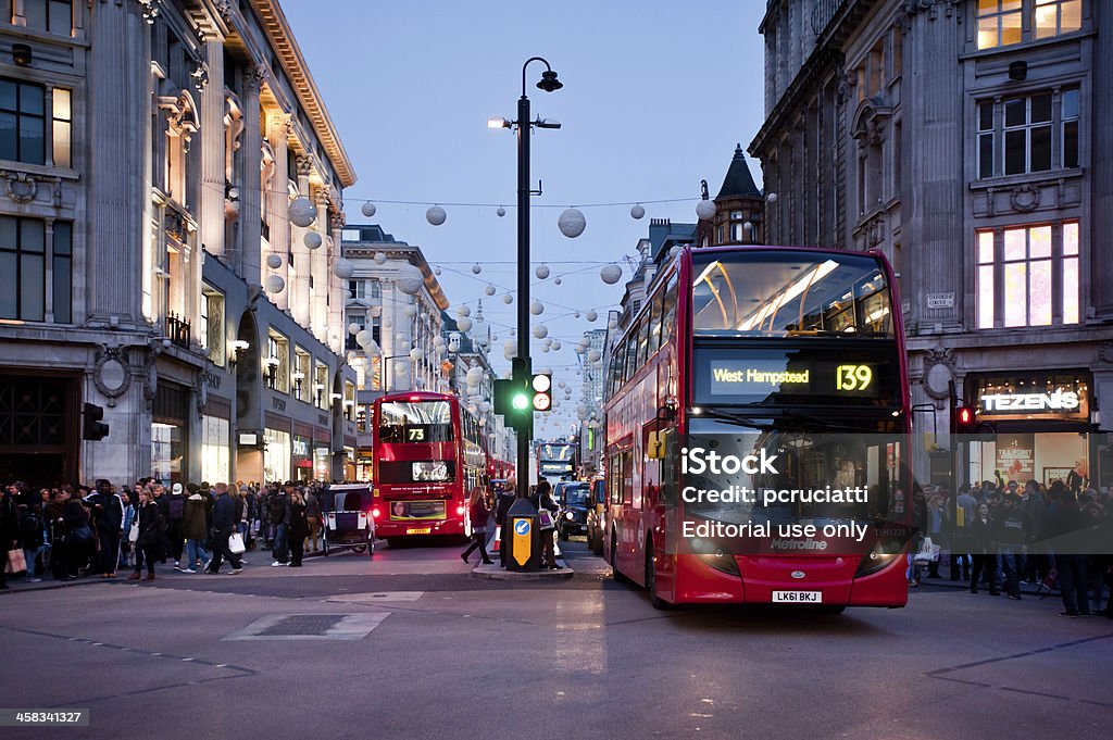 옥스퍼드 서커스 런던 - 로열티 프리 소매-소비자주의 스톡 사진