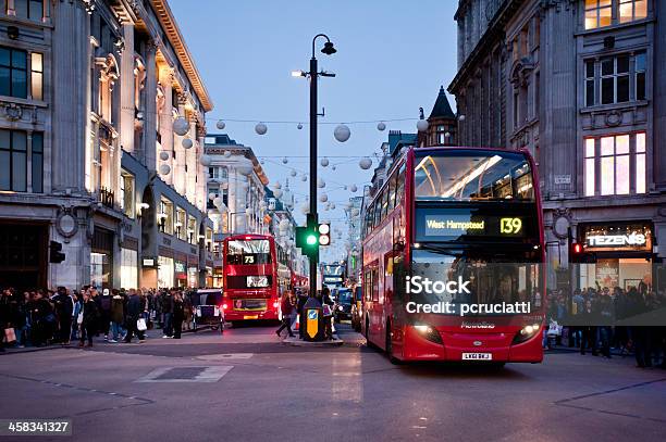 옥스퍼드 서커스 런던 소매-소비자주의에 대한 스톡 사진 및 기타 이미지 - 소매-소비자주의, 쇼핑, 옥스퍼드 서커스