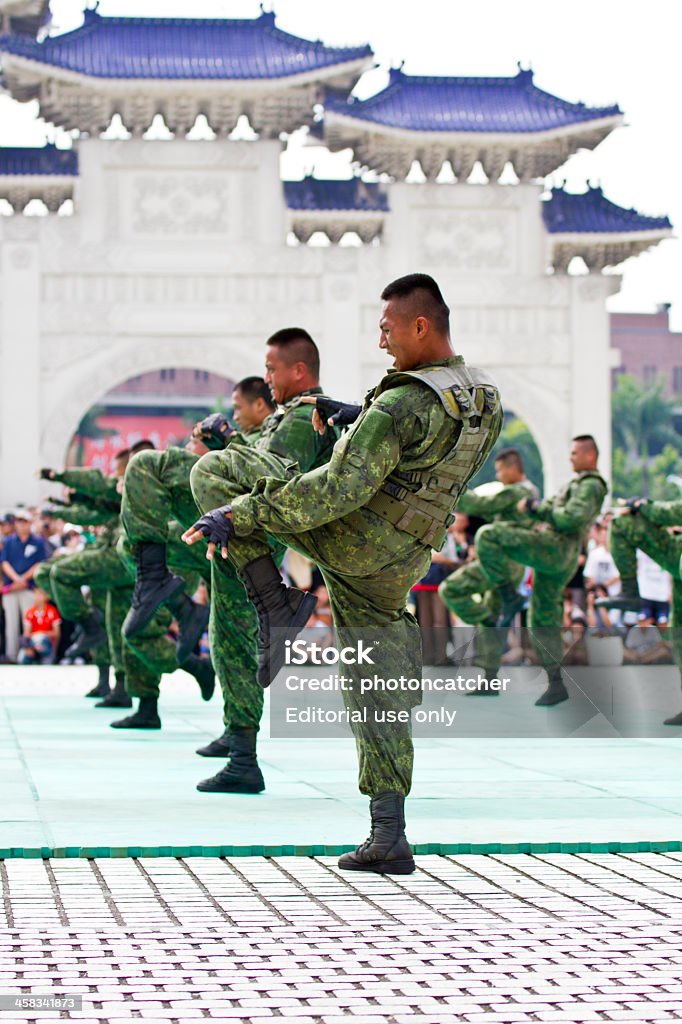 Taiwan especial de força militar em chiang kai-shek memori - Foto de stock de 30 Anos royalty-free