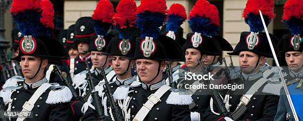 Evento Italia 150 Il Fare Le Boccacce - Fotografie stock e altre immagini di Cappello - Cappello, Carabinieri, Composizione orizzontale