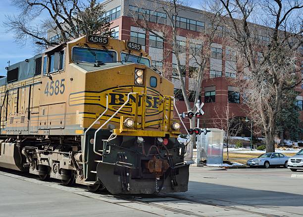 bnsf comboio, burlington norte de santa fé - warren buffett imagens e fotografias de stock