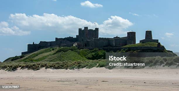 Castelo De Bamburgh - Fotografias de stock e mais imagens de Castelo de Bamburgh - Castelo de Bamburgh, Antigo, Ao Ar Livre