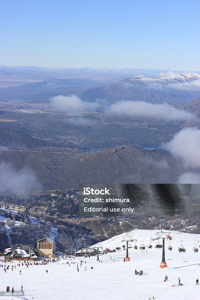 Station de Ski de la montagne CERRO CATEDRAL, Andes et Patagonia (VERTICAL) - Photo de Argentine libre de droits