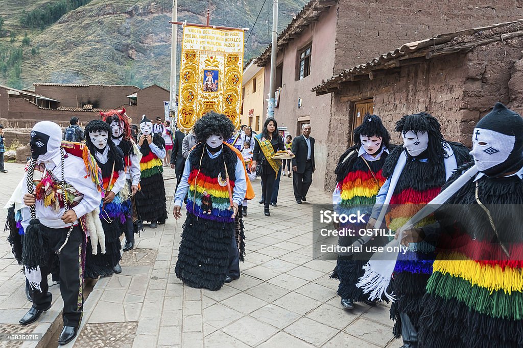 Virgen del Carmen parade Ande peruviane Pisac Perù - Foto stock royalty-free di Adulto