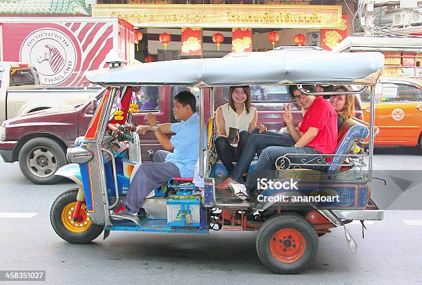 Bangkoktuk Tuk - Fotografias de stock e mais imagens de Ao Ar Livre - Ao Ar Livre, Auto-Riquexó, Banguecoque