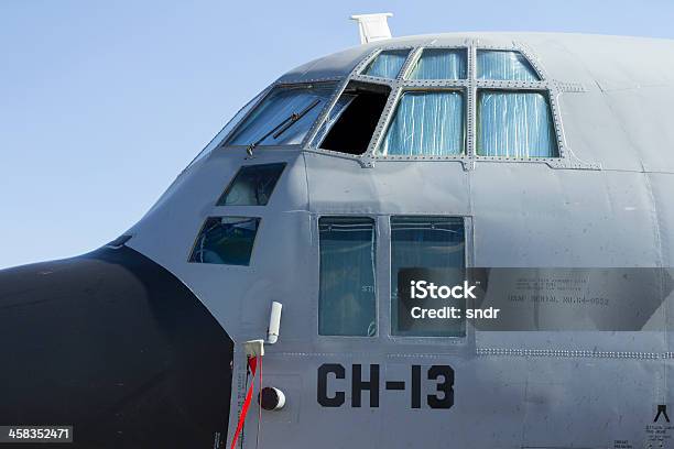 헤르쿨레스 운송하는가 버즘 Airshow에 대한 스톡 사진 및 기타 이미지 - Airshow, C-130 수송기, 군용 수송기