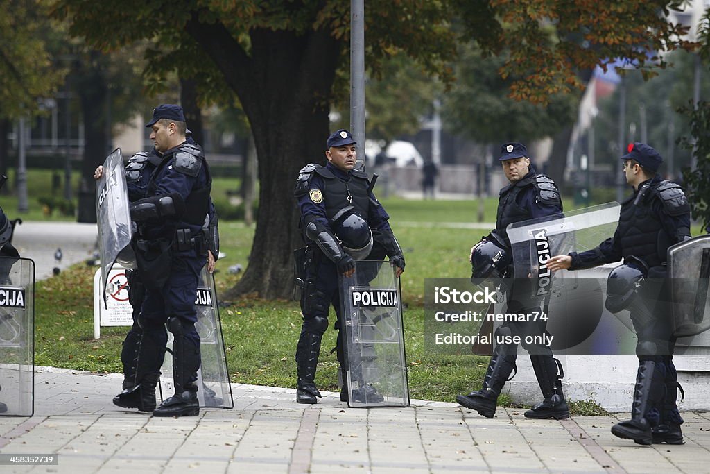 Polícia e orgulho em Belgade - Royalty-free Acender Foto de stock