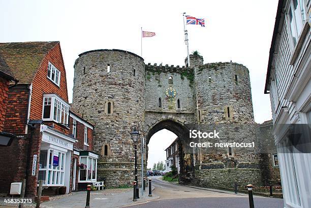 O Landgate Centeio - Fotografias de stock e mais imagens de Ao Ar Livre - Ao Ar Livre, Cidade Pequena, Cultura Britânica