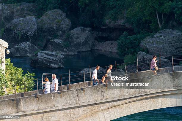 Foto de Mostar Old Bridge e mais fotos de stock de Antigo - Antigo, Arquitetura, Azul