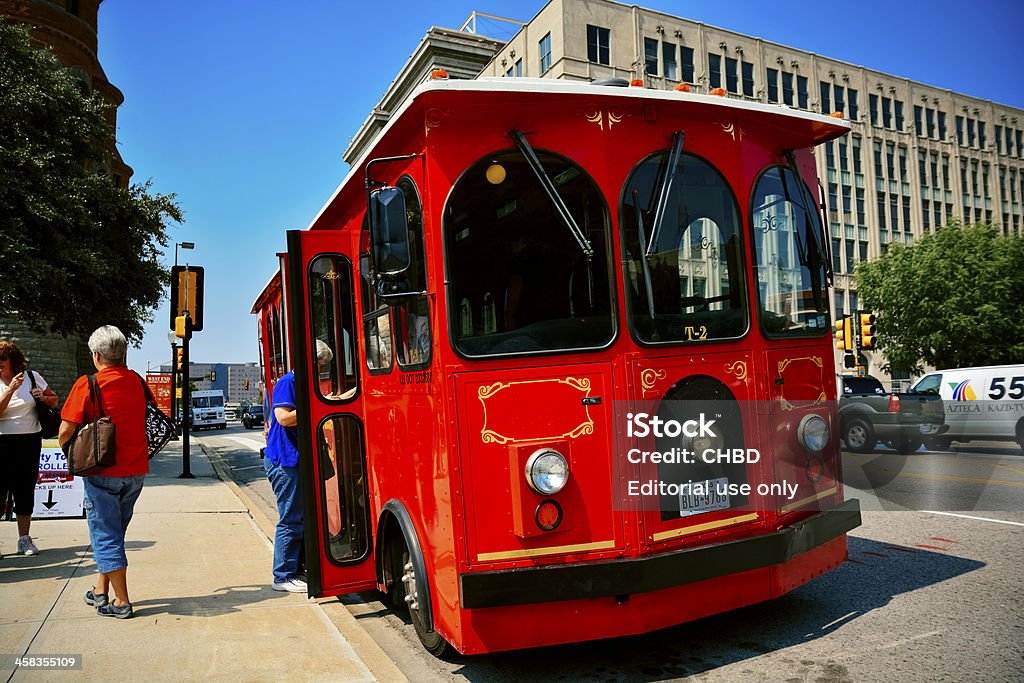 Tranvía en Dallas - Foto de stock de Acera libre de derechos